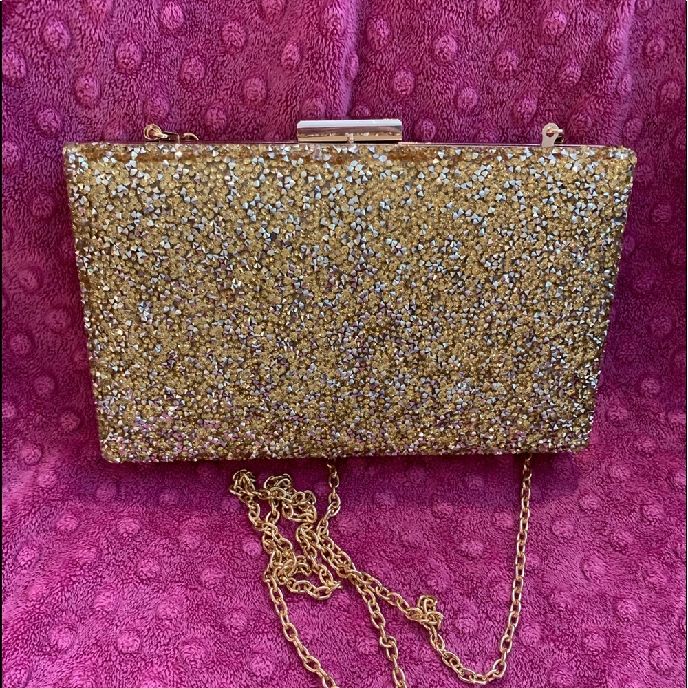 ❤️BOGO Blinged out Gold Clutch!